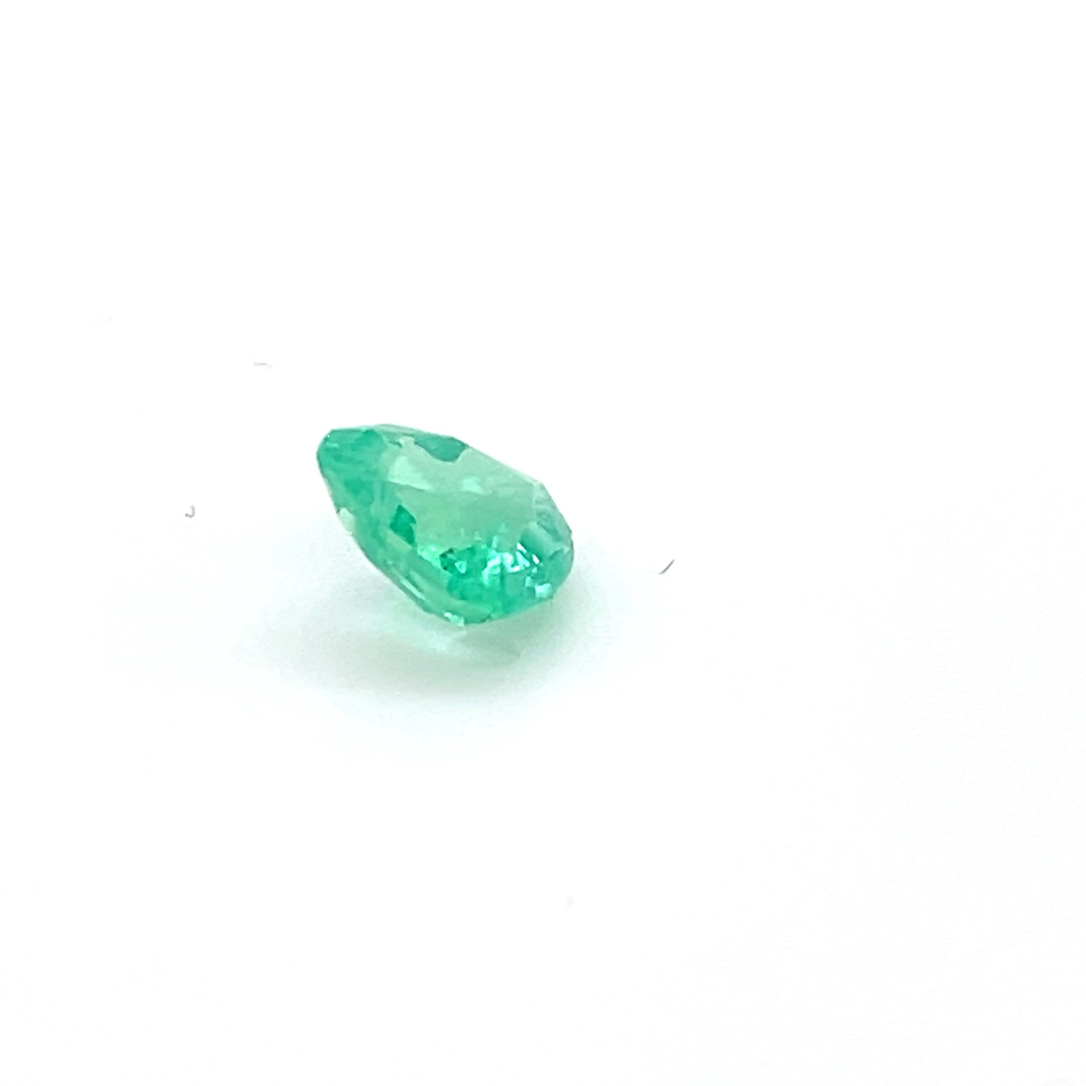 1.03 ct Heart Cut Colombian Emerald