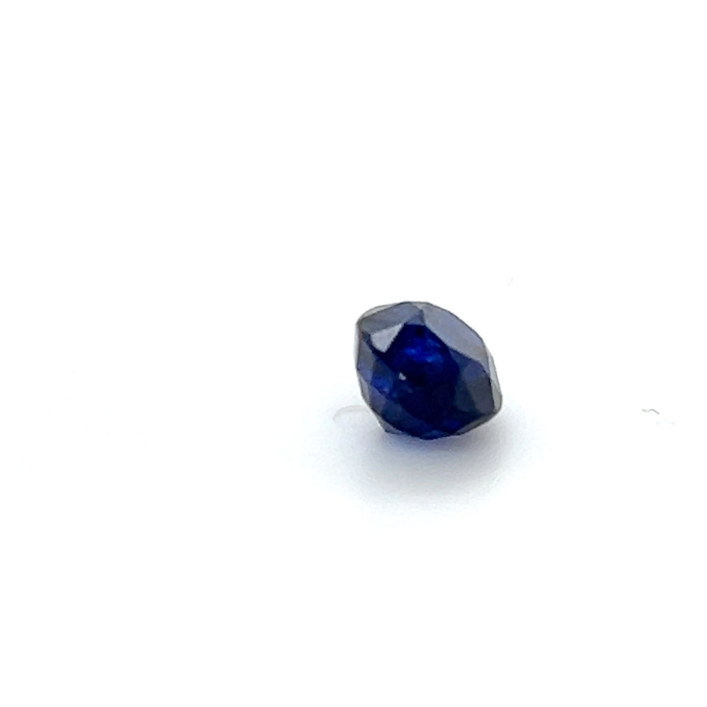1.91 ct Oval Cut Sri Lankan Sapphire