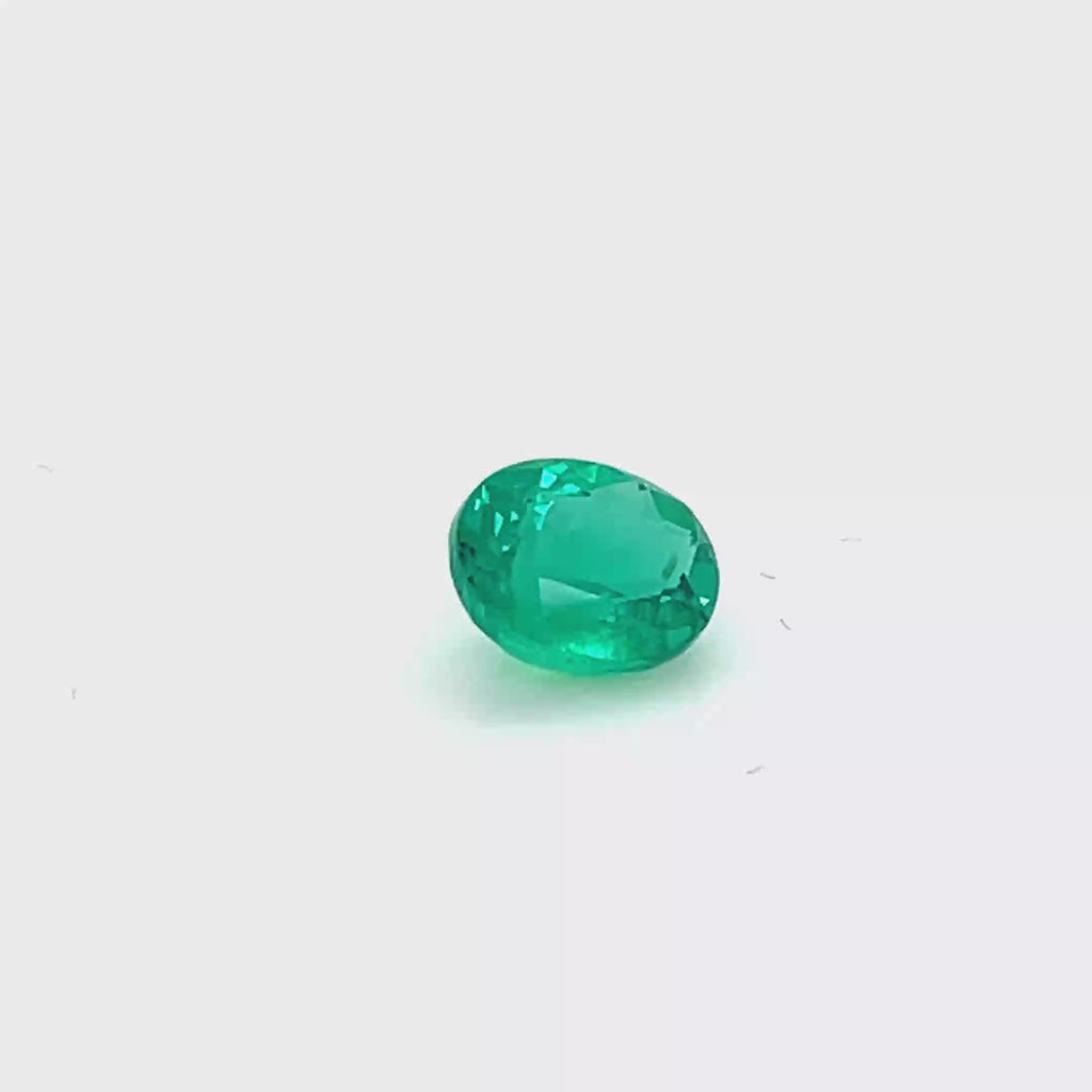 0.95 ct Oval Cut Colombian Emerald